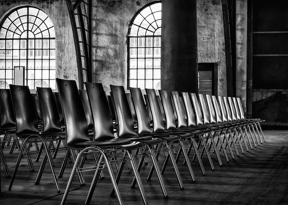 chairs-2593531_960_720